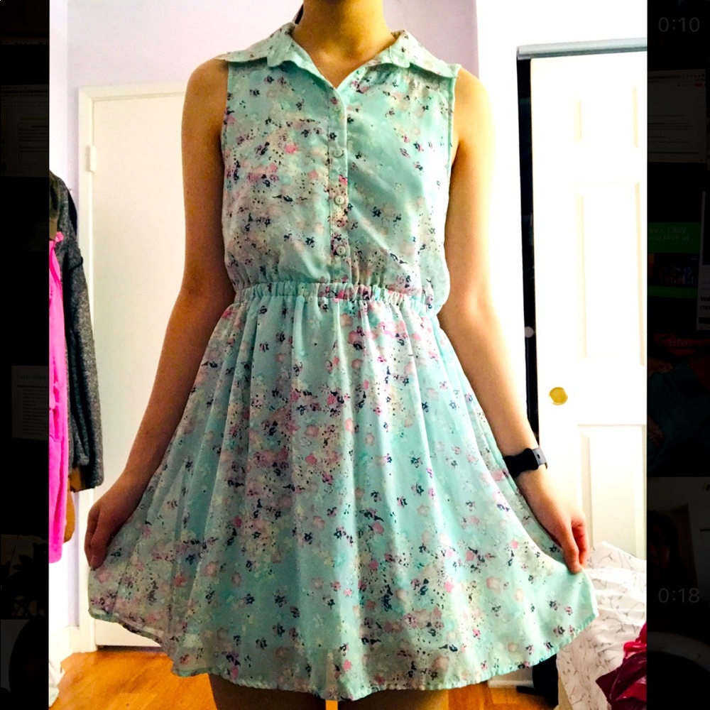 Mint floral sleeveless dress
